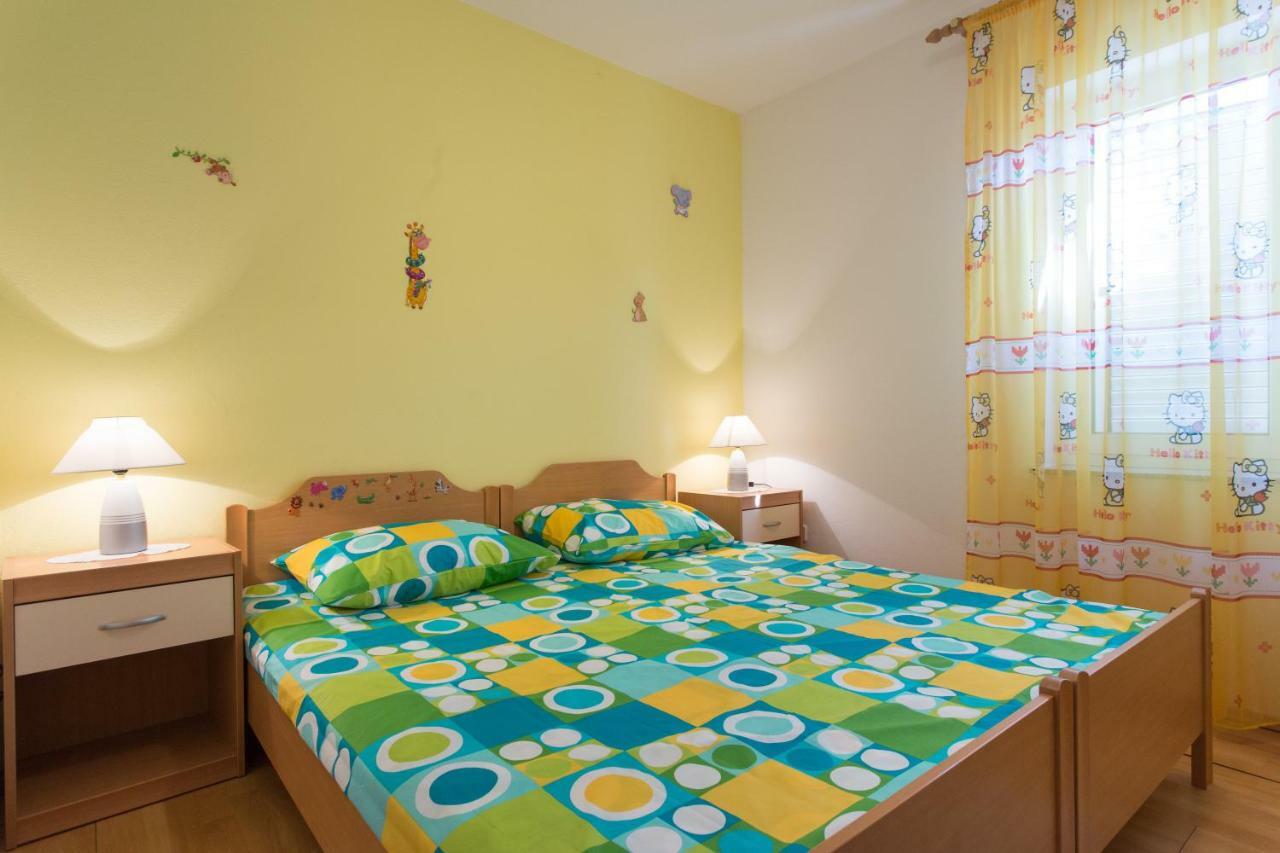 Apartments Bonifacic 푸나트 객실 사진